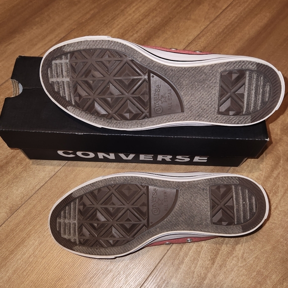 Converse | Ox Light Redwood | Size W7 - Picture 5 of 5